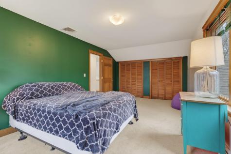 556 Main Street Wayne ME 04284