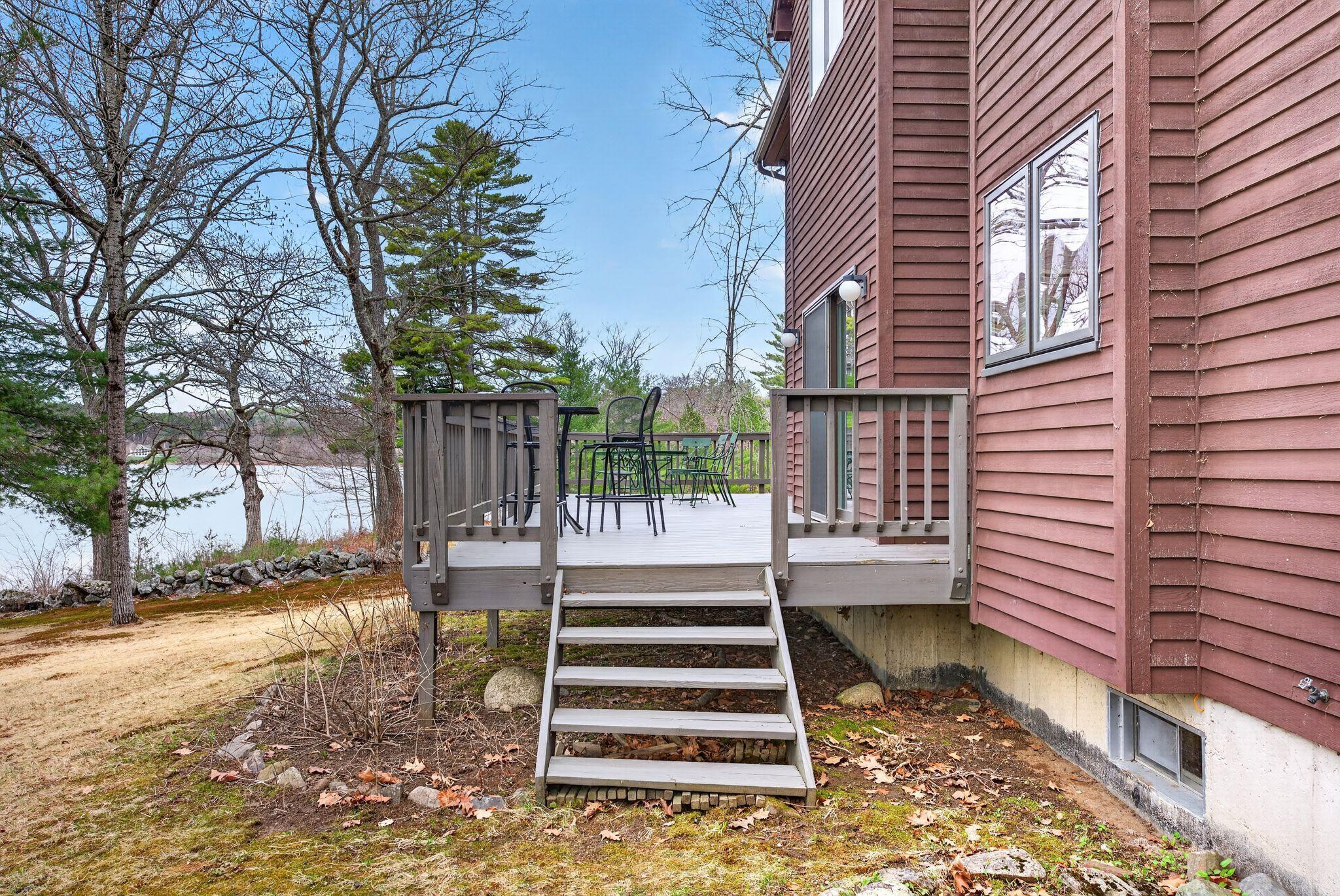 556 Main Street Wayne ME 04284