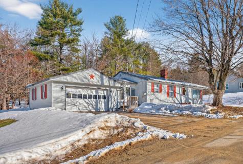 4 Thurlow Avenue Paris ME 04281