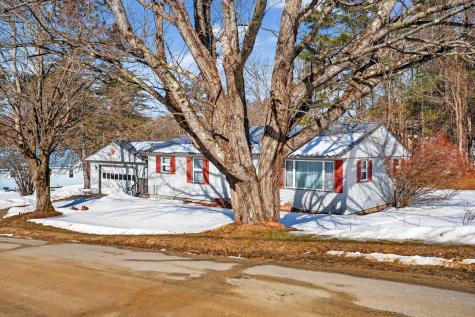 4 Thurlow Avenue Paris ME 04281