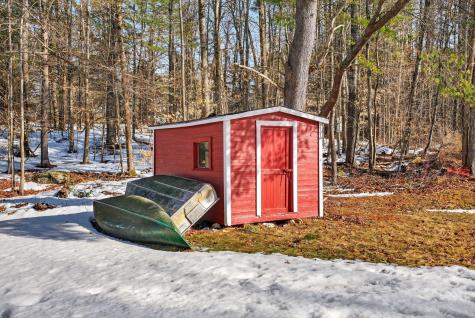 4 Thurlow Avenue Paris ME 04281