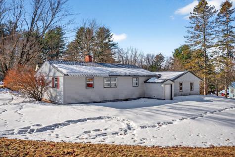 4 Thurlow Avenue Paris ME 04281