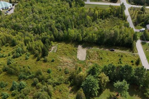 1677 Ohio Res Street Bangor ME 04401