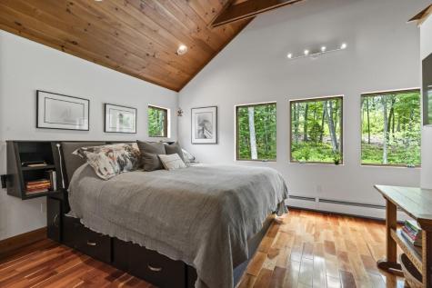 98 Meadow Cove Road Boothbay ME 04544