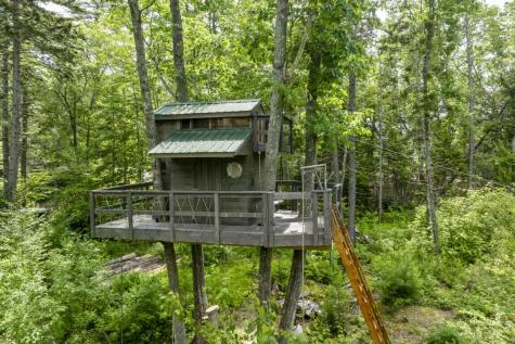 98 Meadow Cove Road Boothbay ME 04544