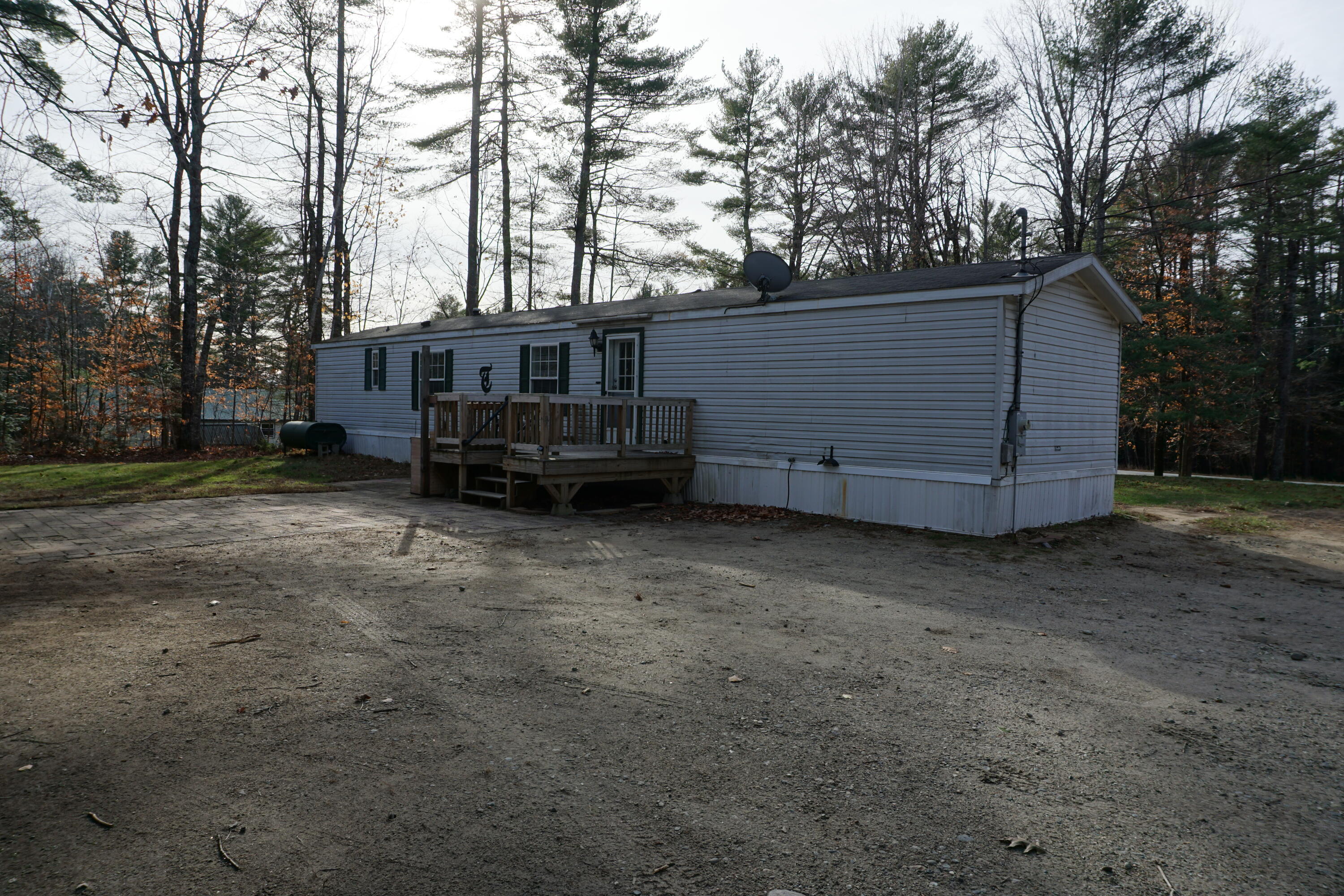 661 Park Street Paris ME 04281