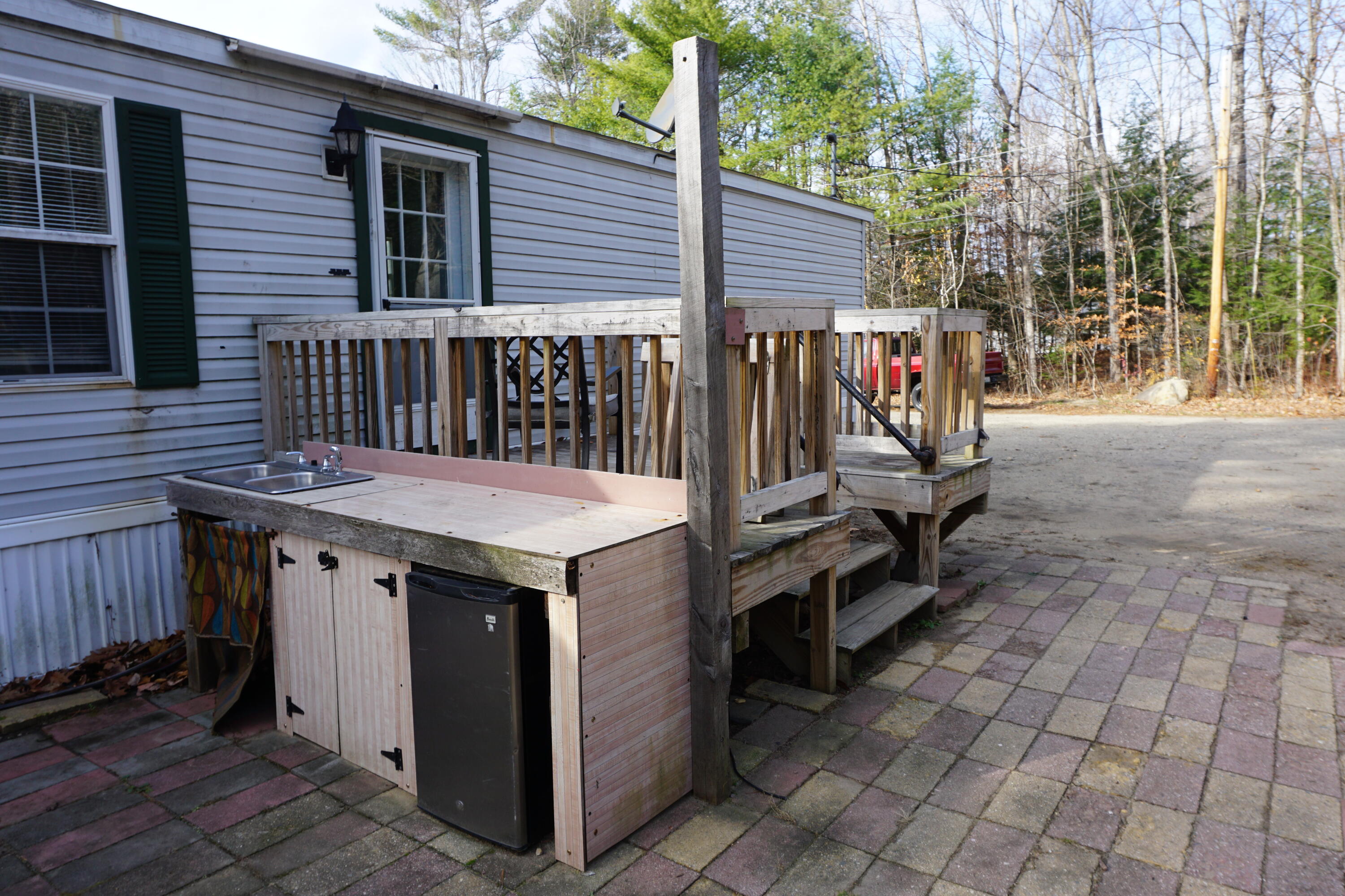 661 Park Street Paris ME 04281