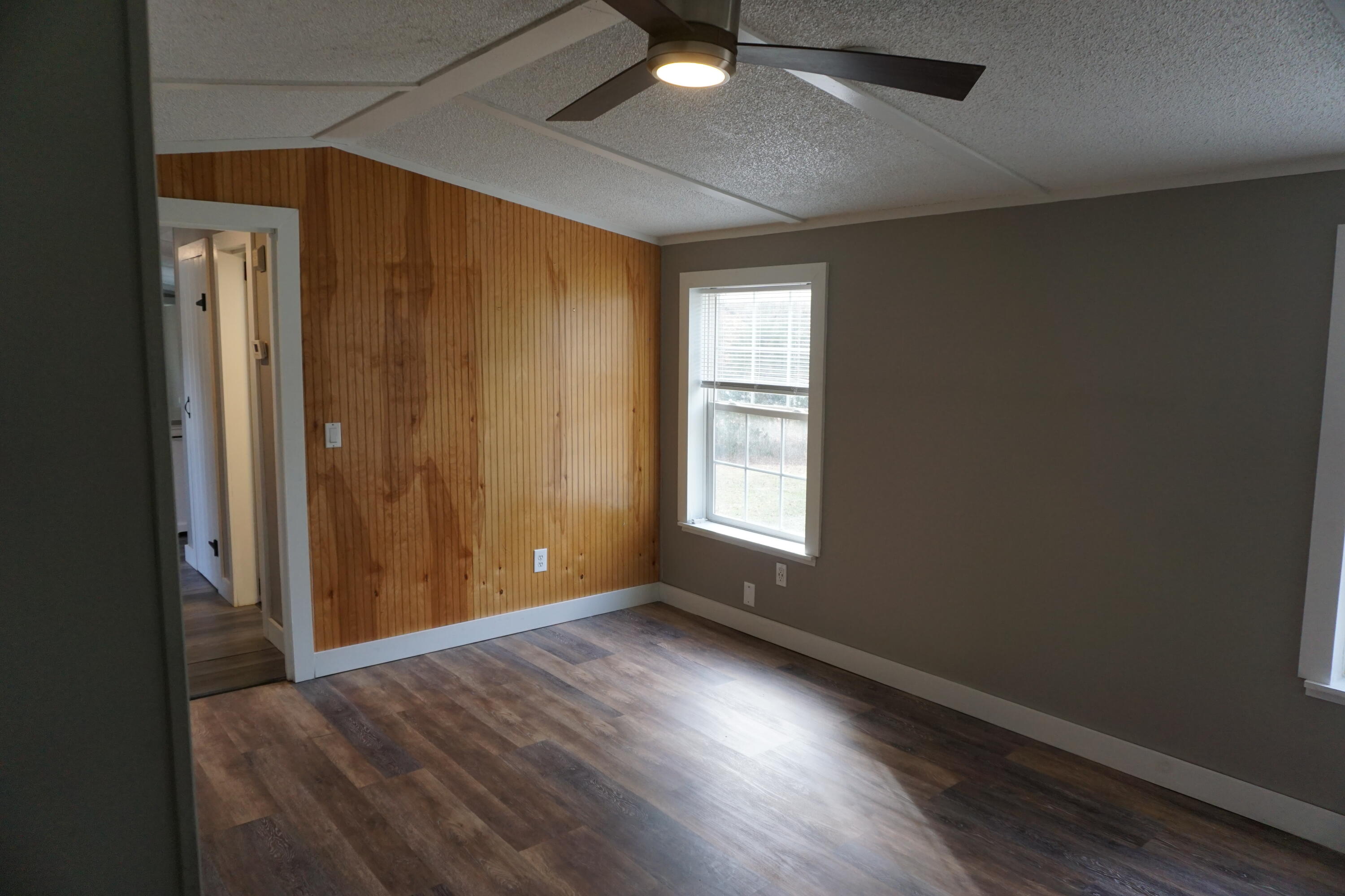 661 Park Street Paris ME 04281