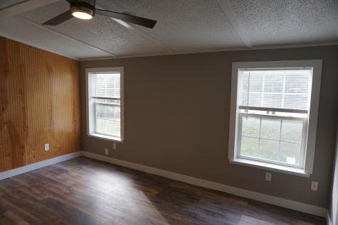661 Park Street Paris ME 04281