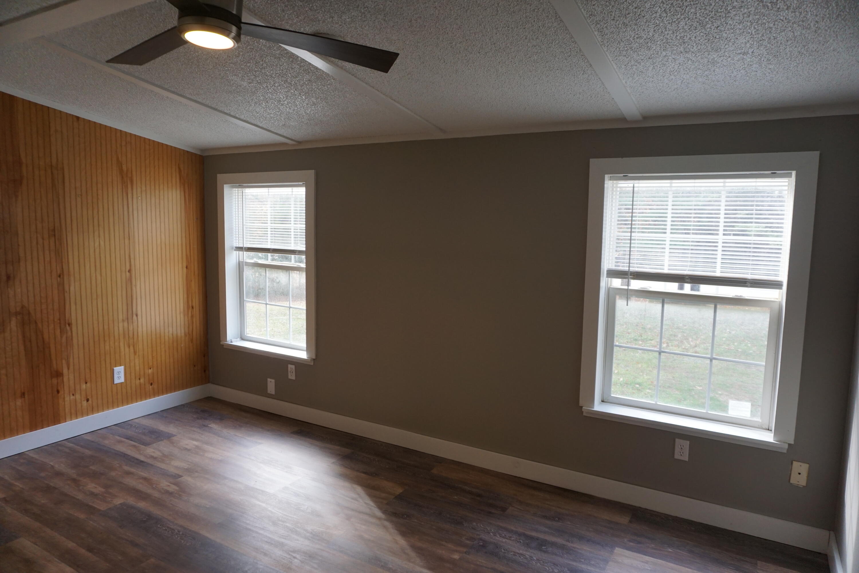 661 Park Street Paris ME 04281