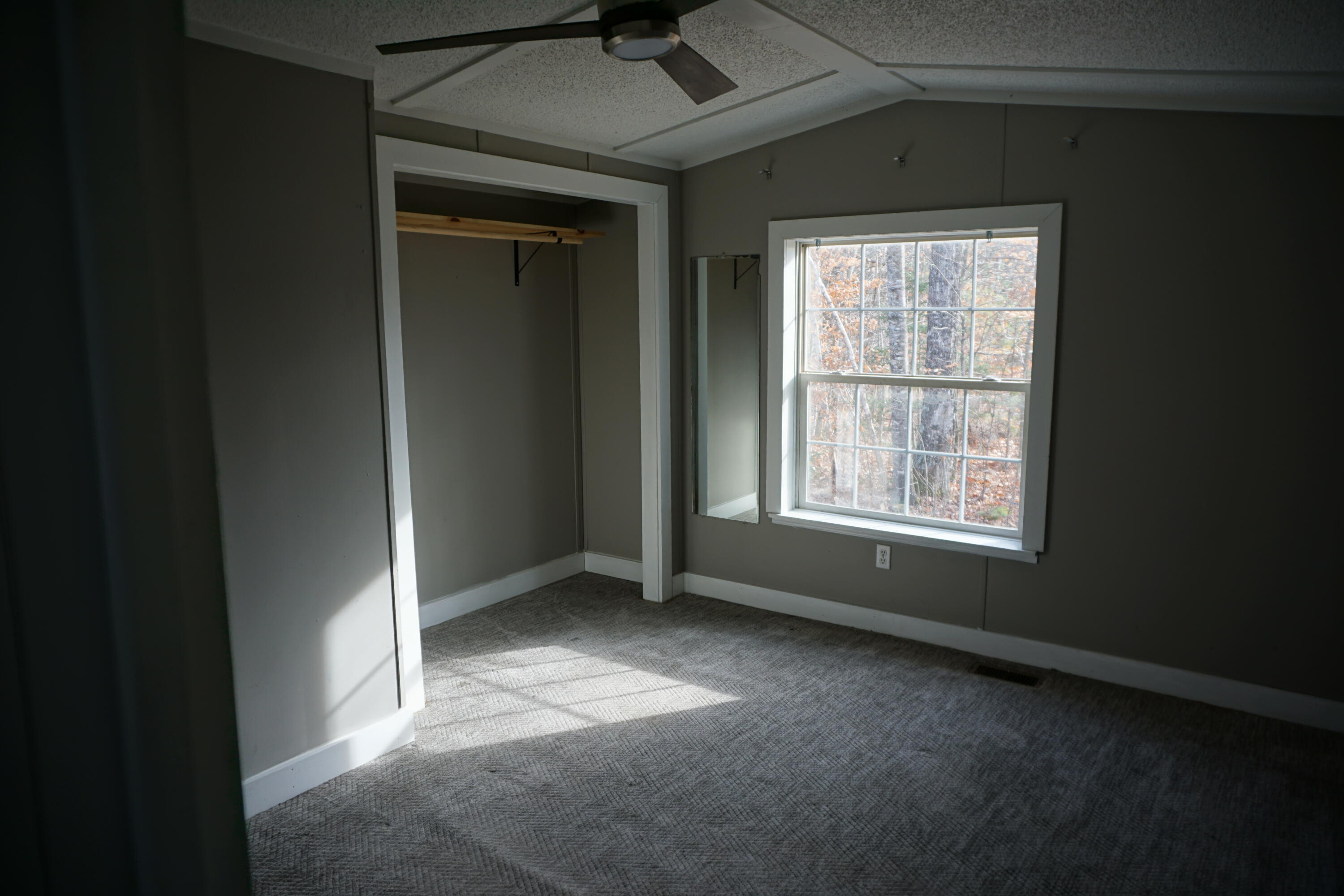 661 Park Street Paris ME 04281