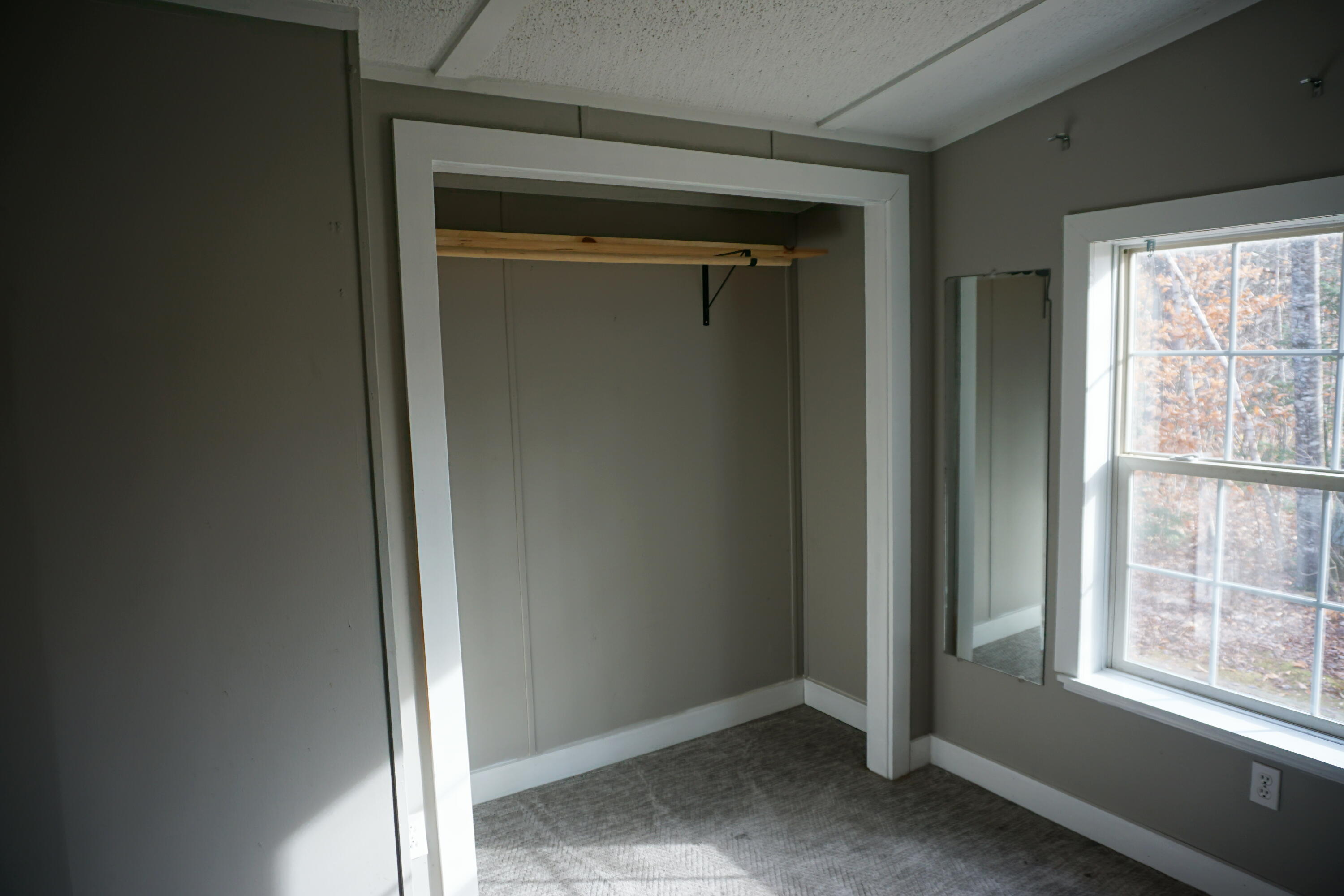 661 Park Street Paris ME 04281