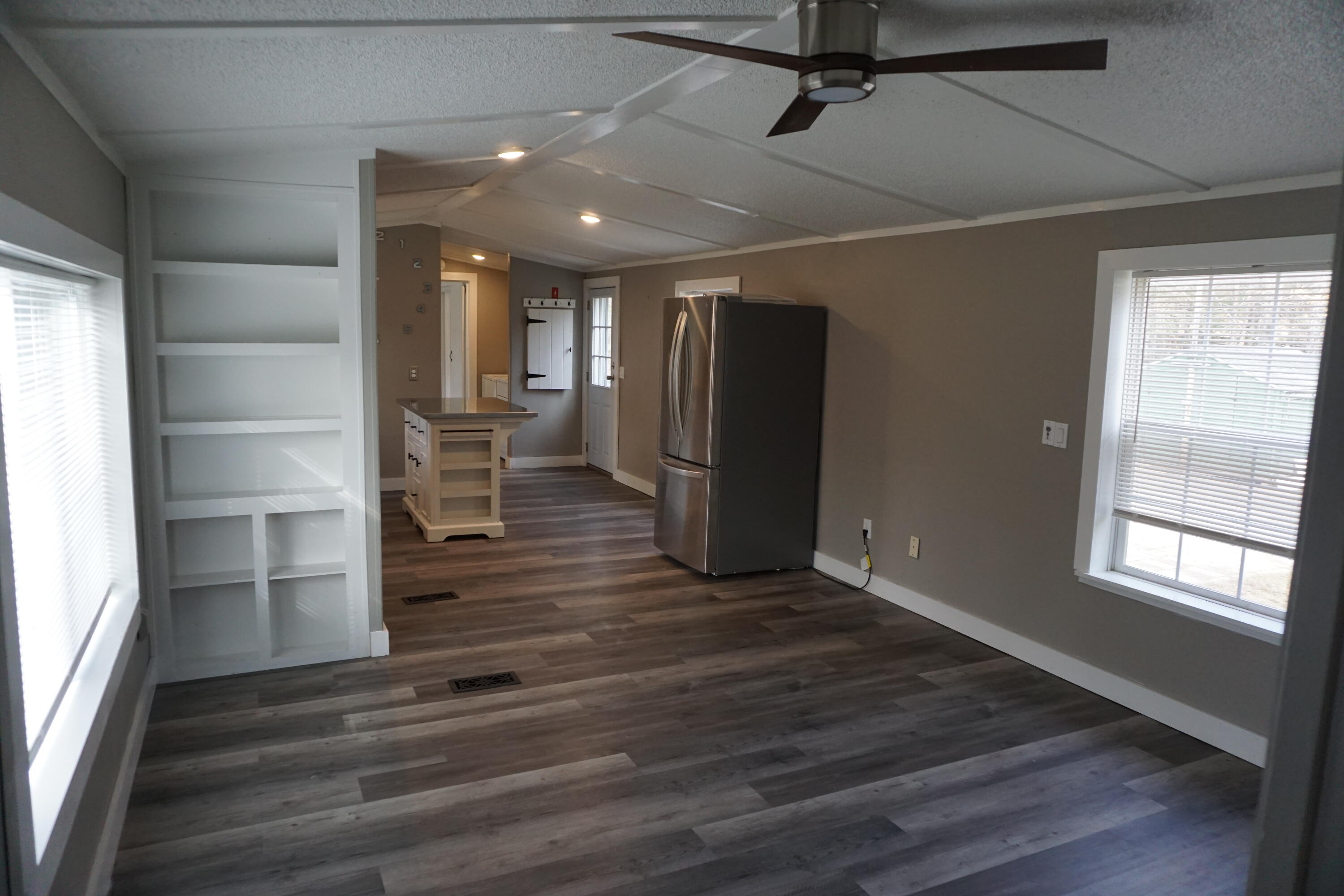 661 Park Street Paris ME 04281