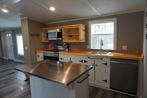661 Park Street Paris ME 04281