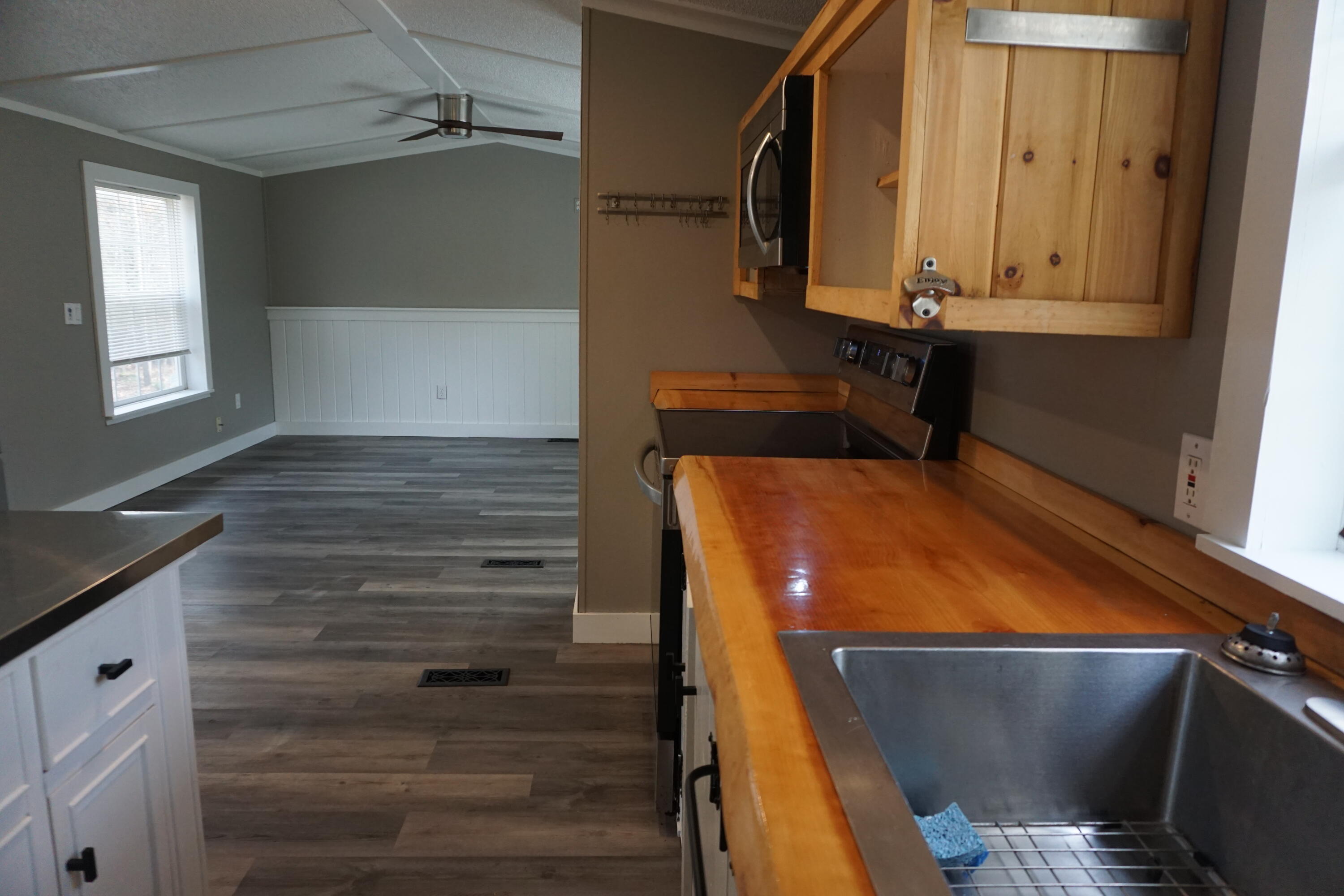 661 Park Street Paris ME 04281