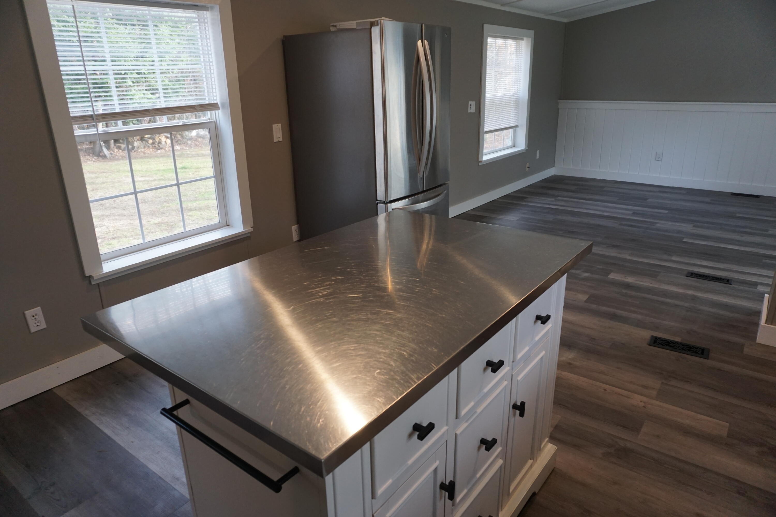 661 Park Street Paris ME 04281