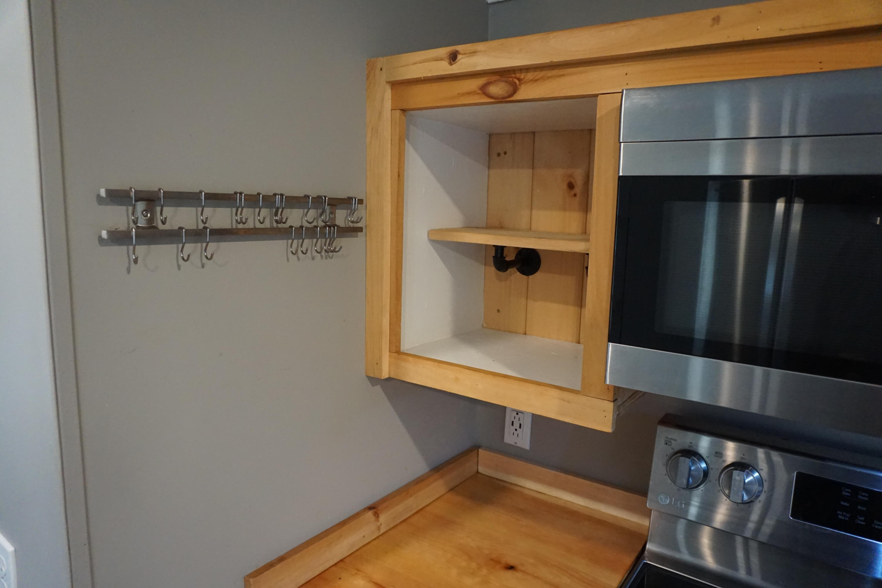 661 Park Street Paris ME 04281