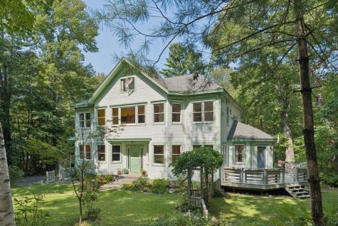 21 Stonecrest Drive Falmouth ME 04105