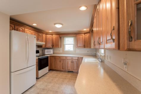 681 York Street York ME 03909