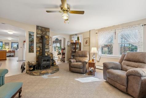 173 Darnit Road Buckfield ME 04220