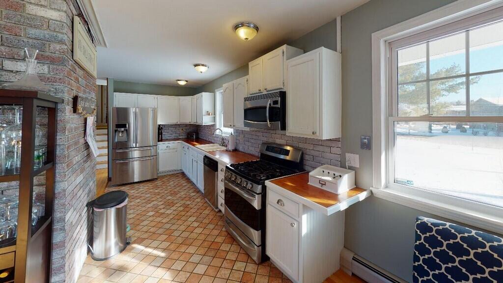 802 Mount Hope Avenue Bangor ME 04401