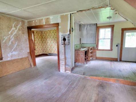 15 Highland Avenue Wilton ME 04294