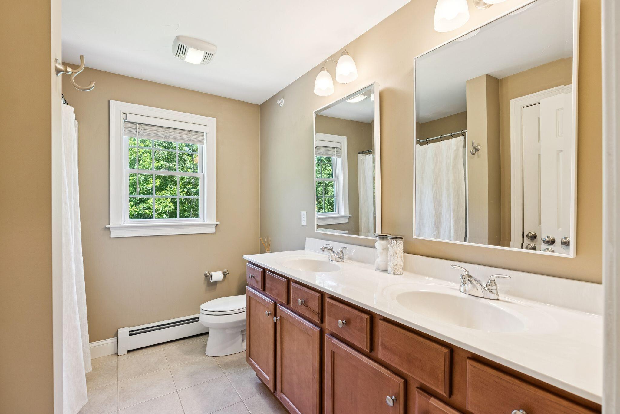 53 Old Colony Lane Cumberland ME 04021