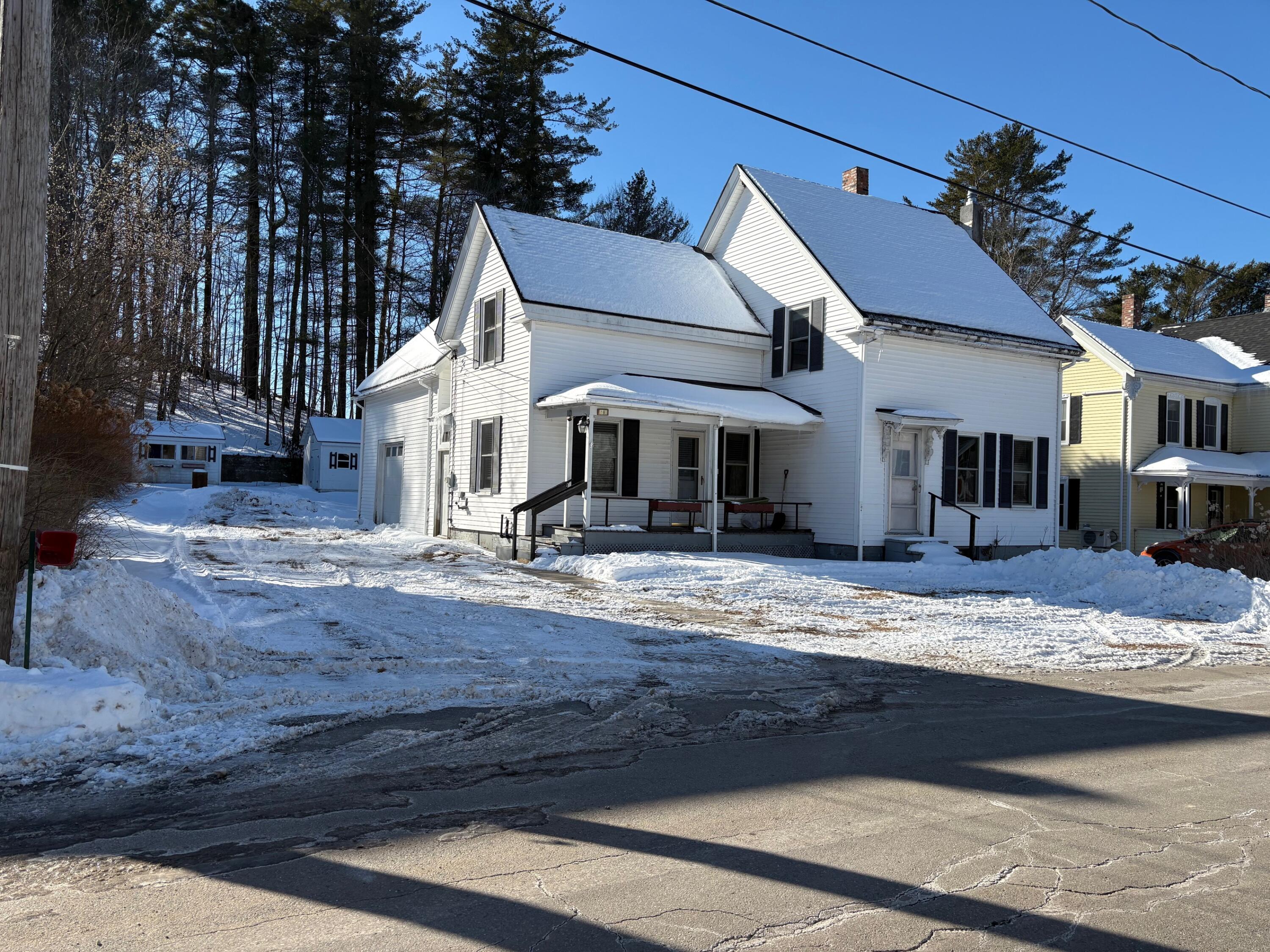 16 Bartlett Street Gardiner ME 04345