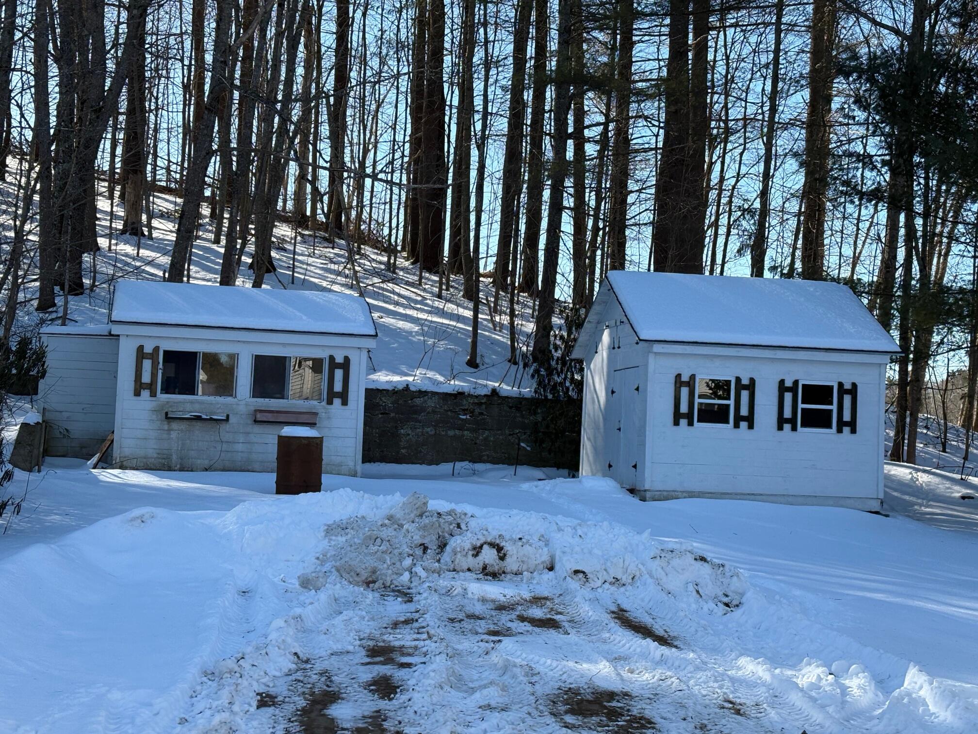 16 Bartlett Street Gardiner ME 04345