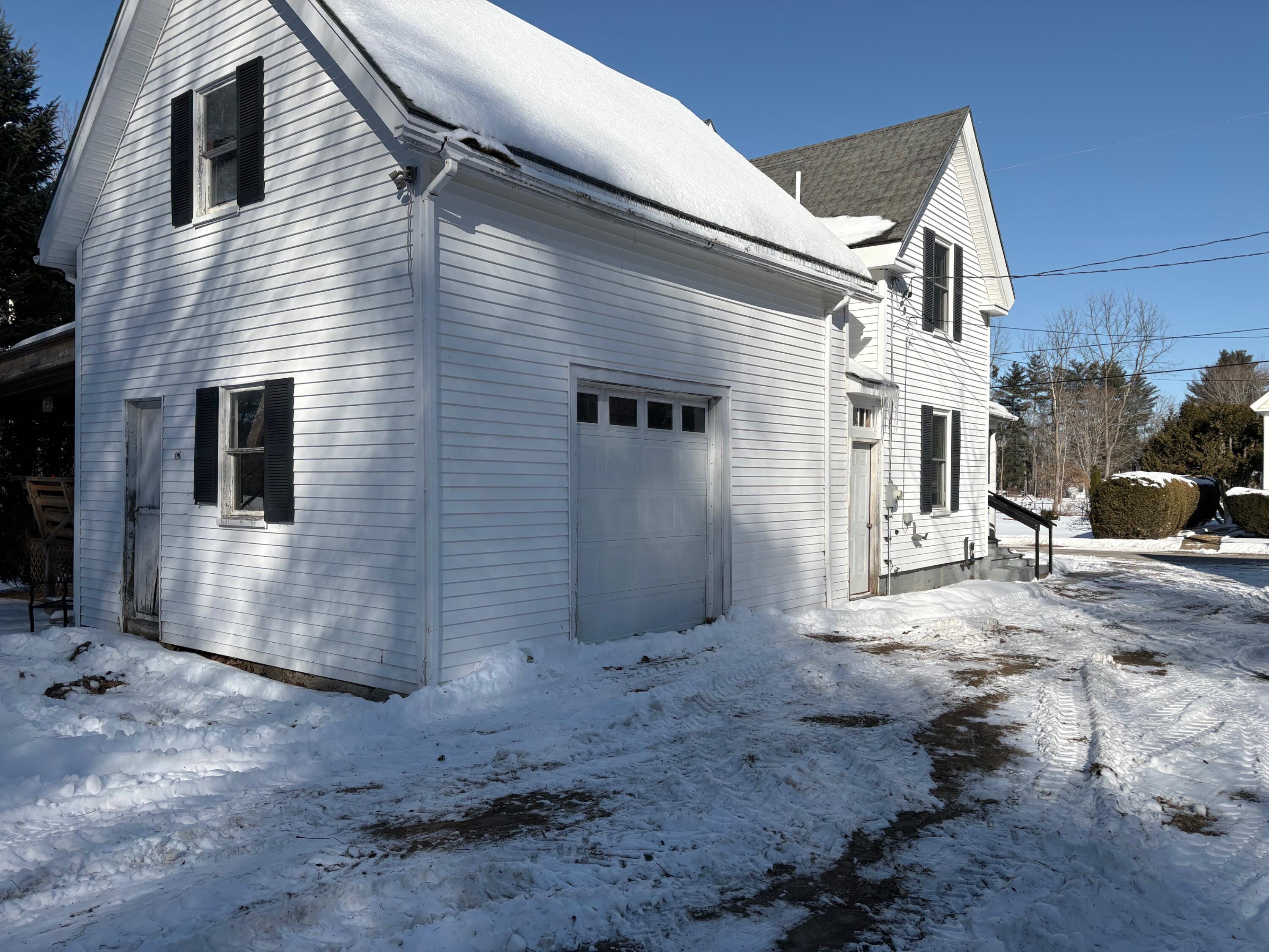 16 Bartlett Street Gardiner ME 04345