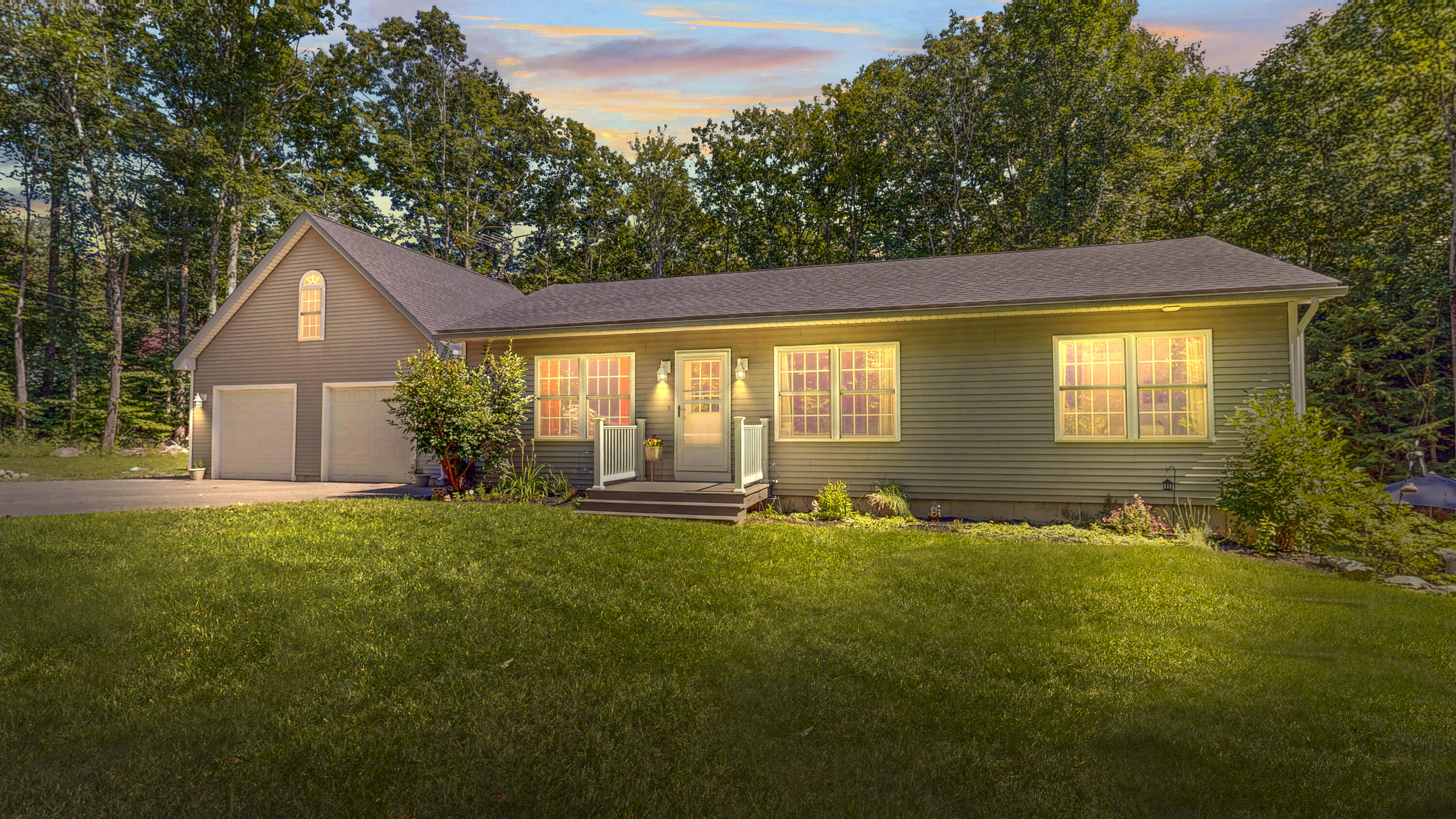 27 Ruby Ridge Road Winthrop ME 04364