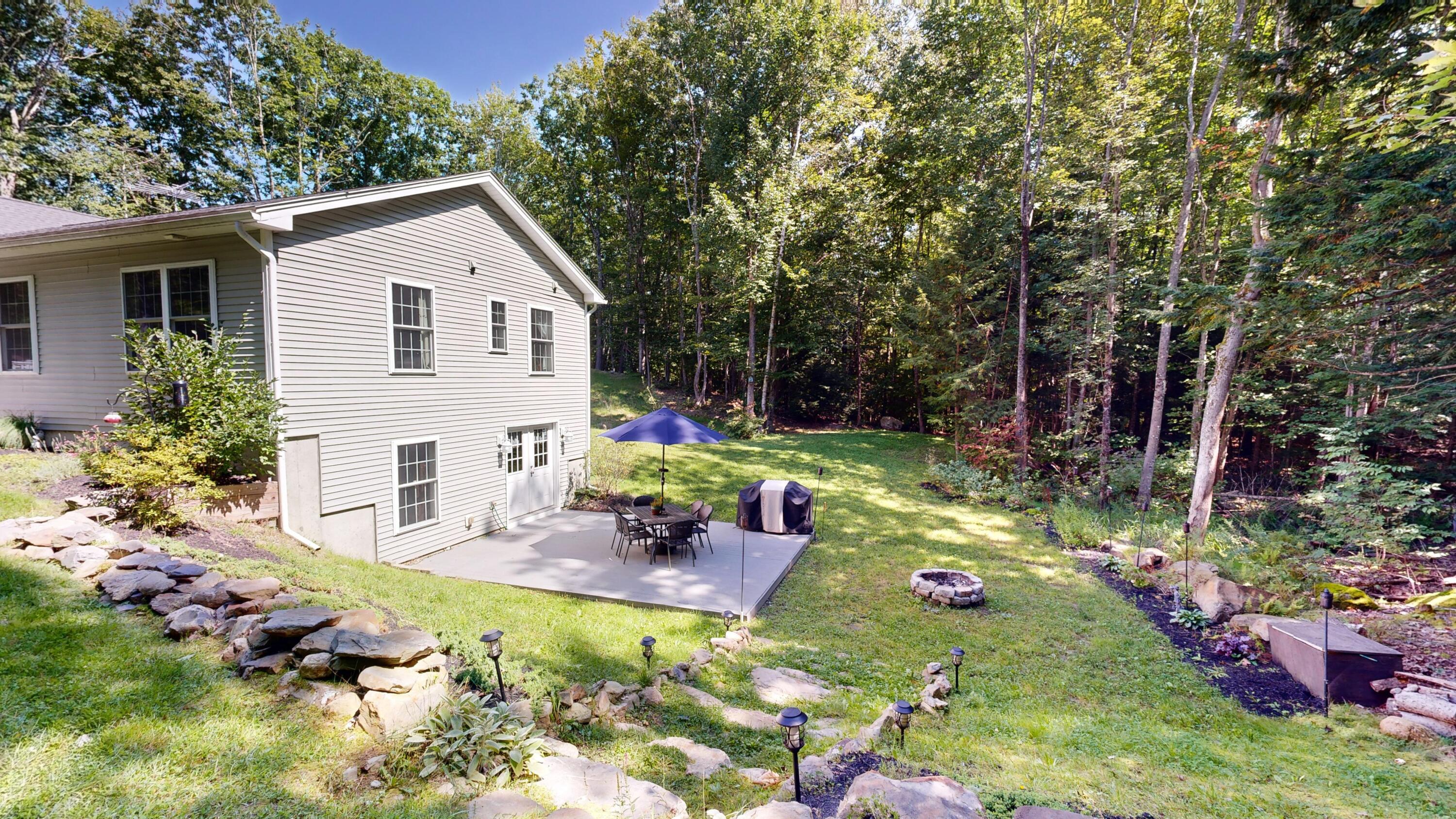 27 Ruby Ridge Road Winthrop ME 04364