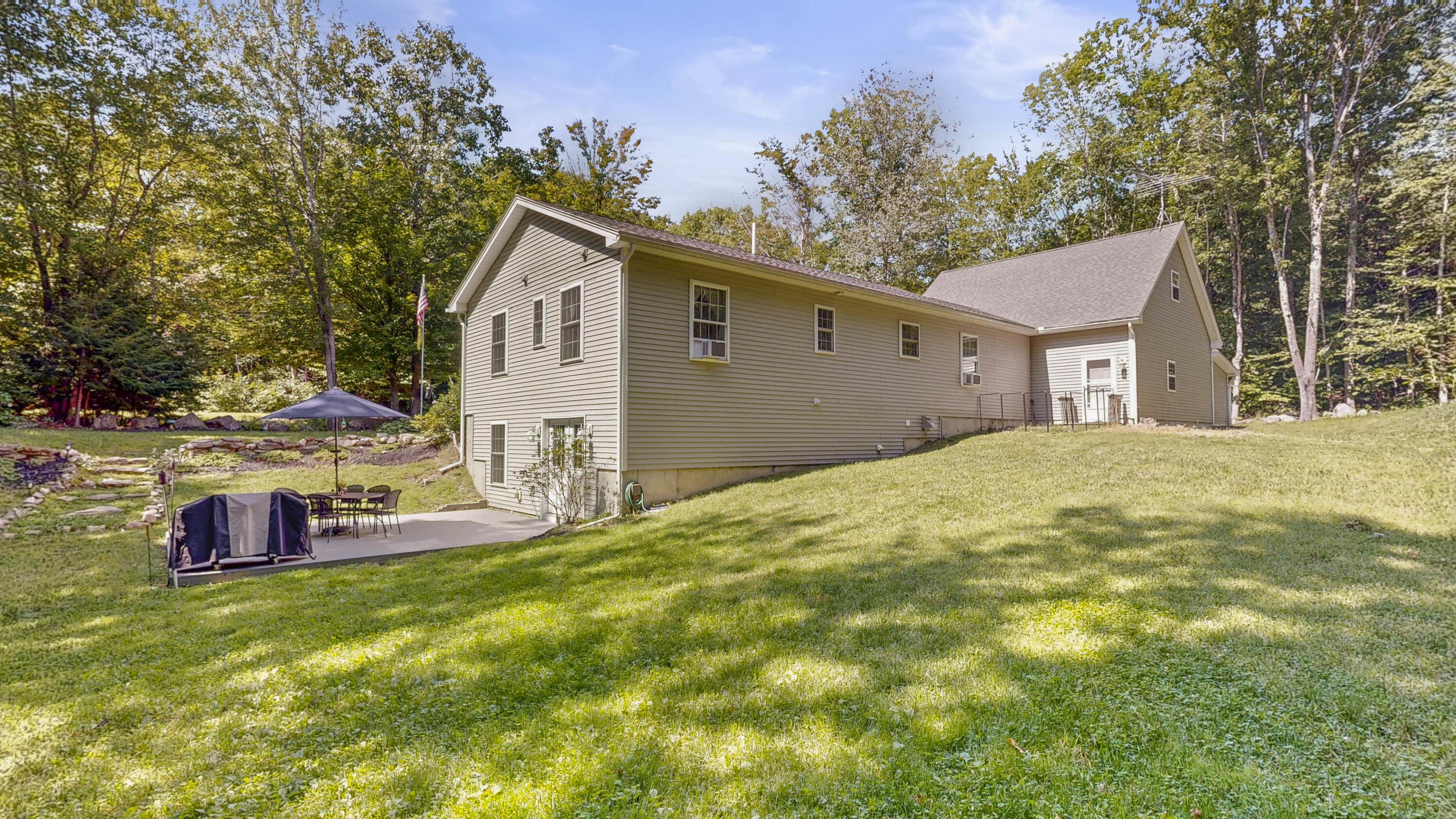 27 Ruby Ridge Road Winthrop ME 04364