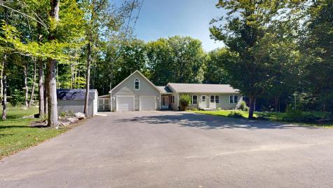 27 Ruby Ridge Road Winthrop ME 04364