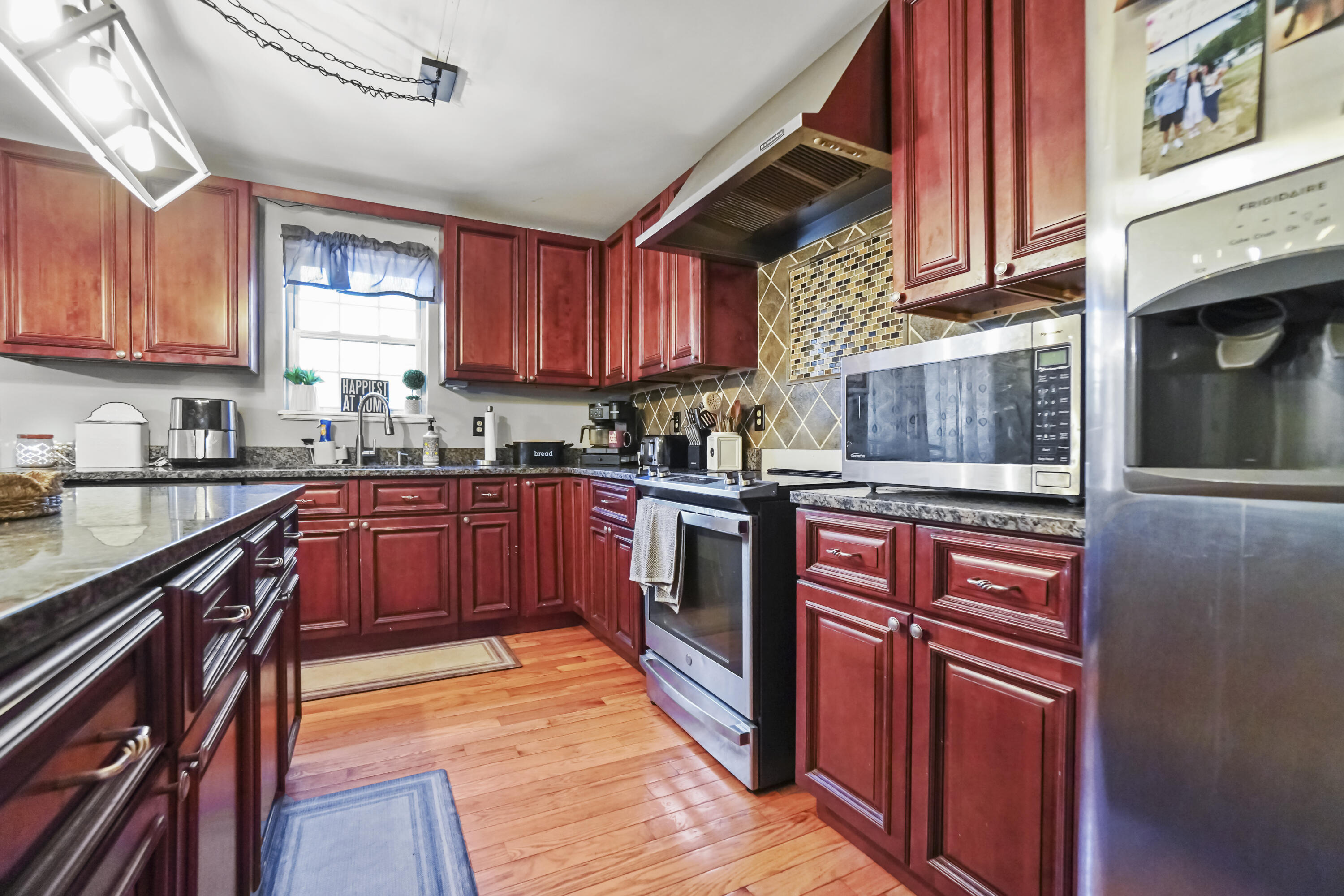 17 Deer Hill N Standish ME 04084