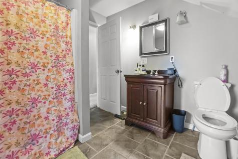 17 Deer Hill N Standish ME 04084