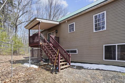 17 Deer Hill N Standish ME 04084
