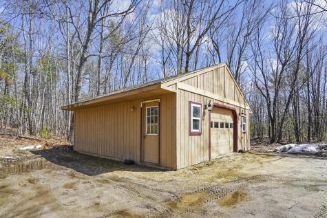 17 Deer Hill N Standish ME 04084