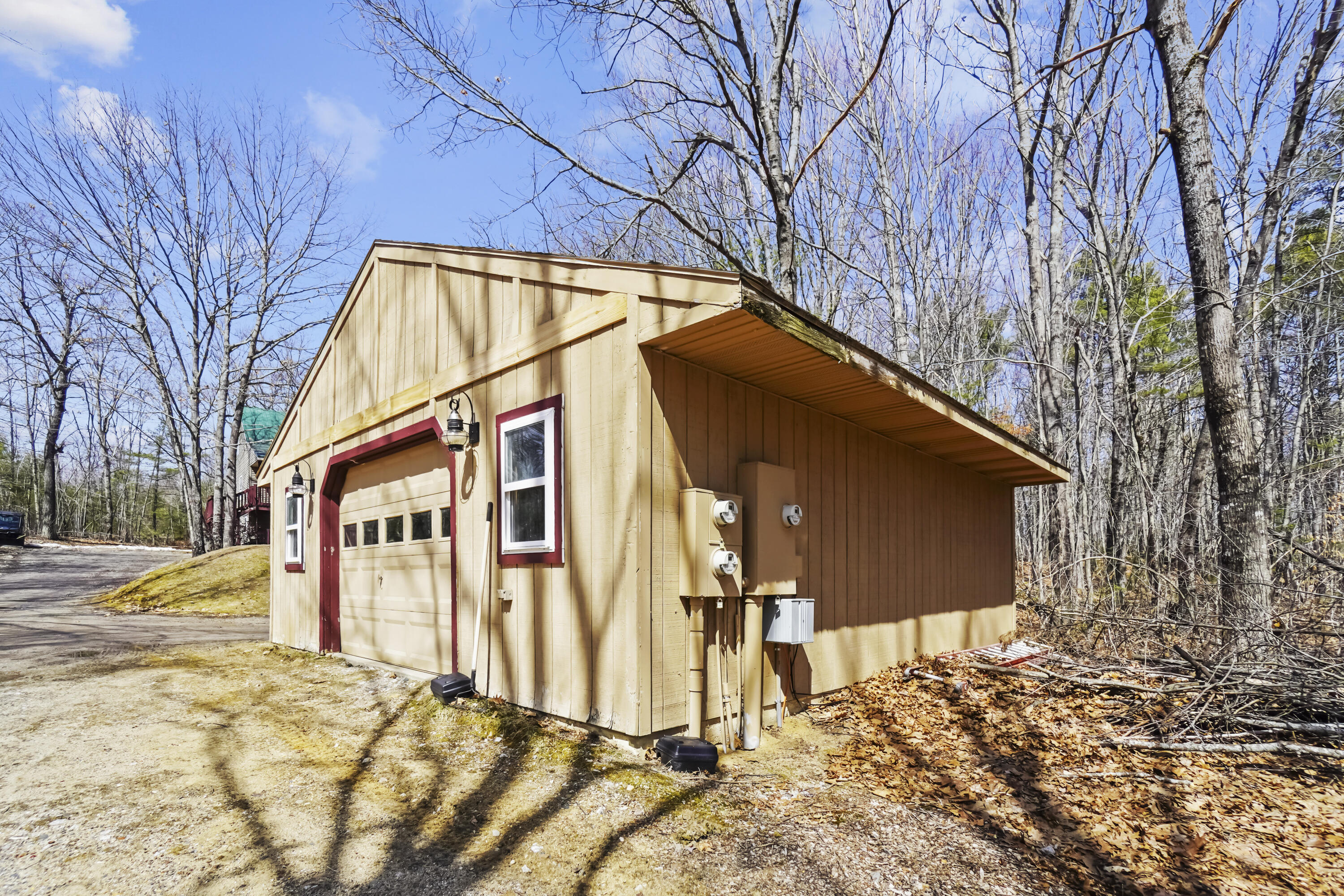 17 Deer Hill N Standish ME 04084