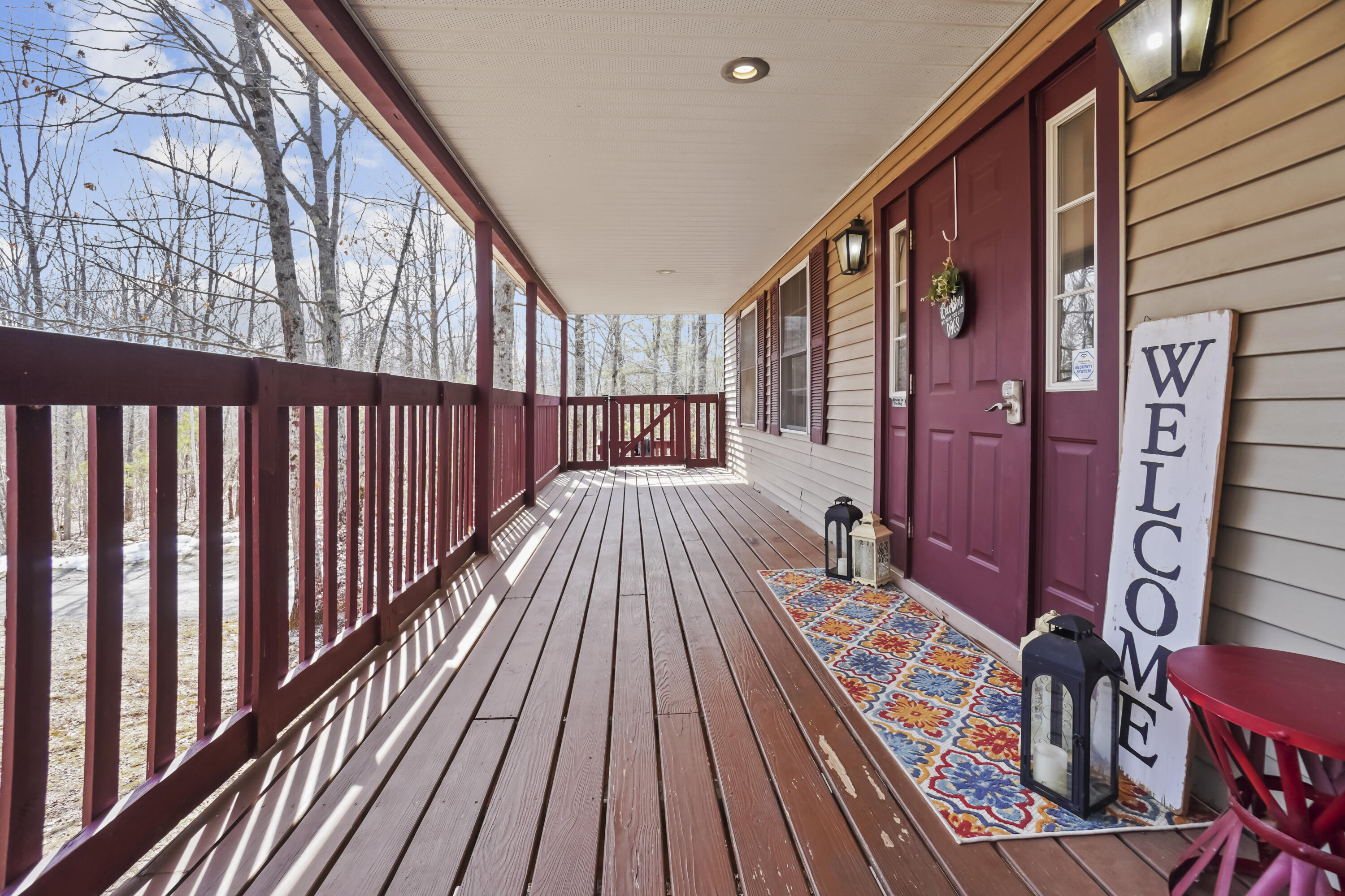 17 Deer Hill N Standish ME 04084