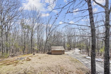 17 Deer Hill N Standish ME 04084