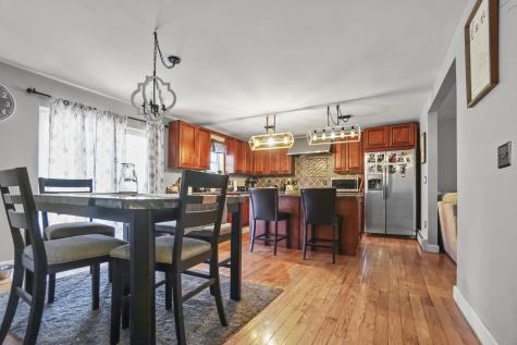 17 Deer Hill N Standish ME 04084