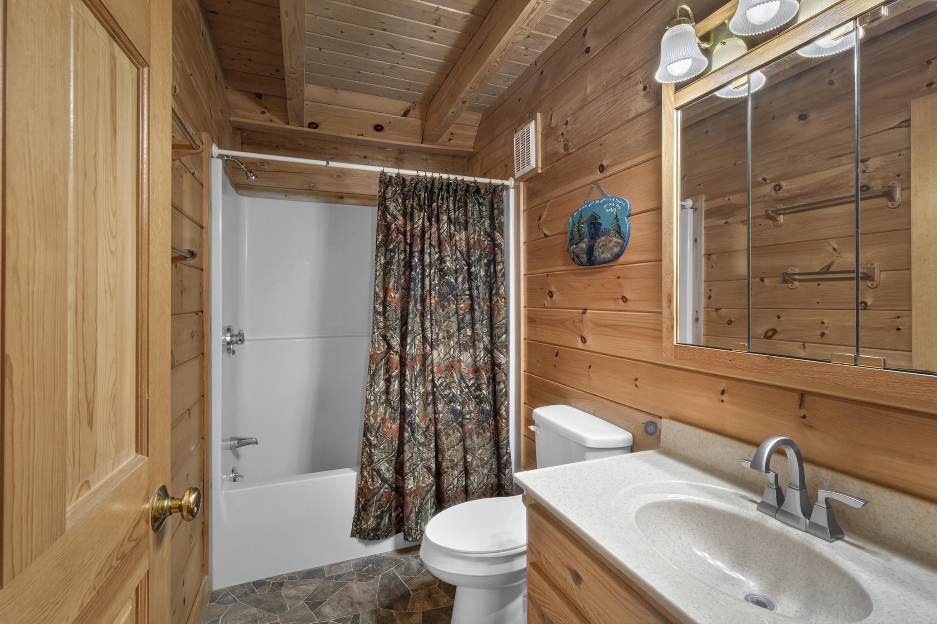 33 Lawrence Road Dresden ME 04342