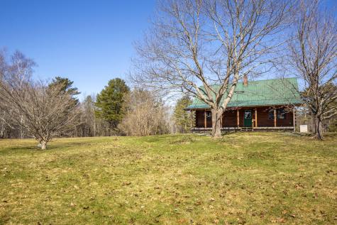 33 Lawrence Road Dresden ME 04342