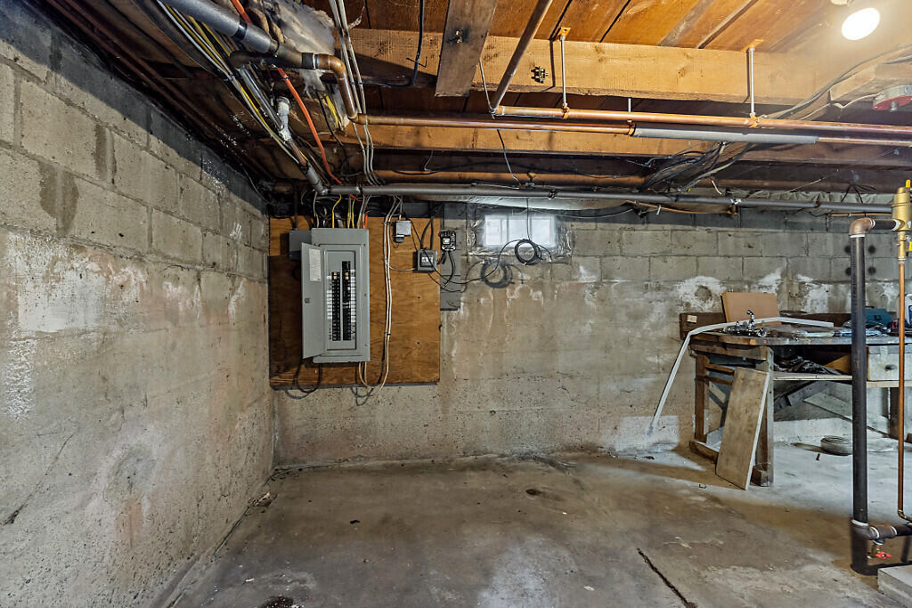 121 Cony Street Augusta ME 04330