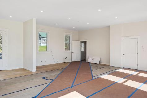 24 Waldoboro Road Bremen ME 04551