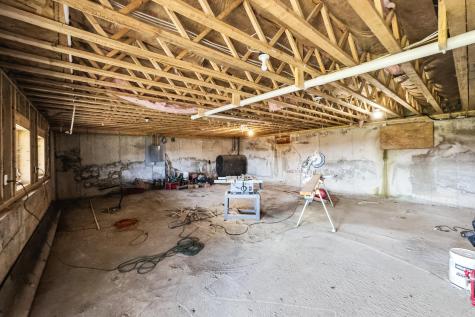 24 Waldoboro Road Bremen ME 04551