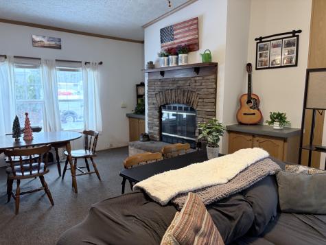 24 Theodore Drive Brunswick ME 04011