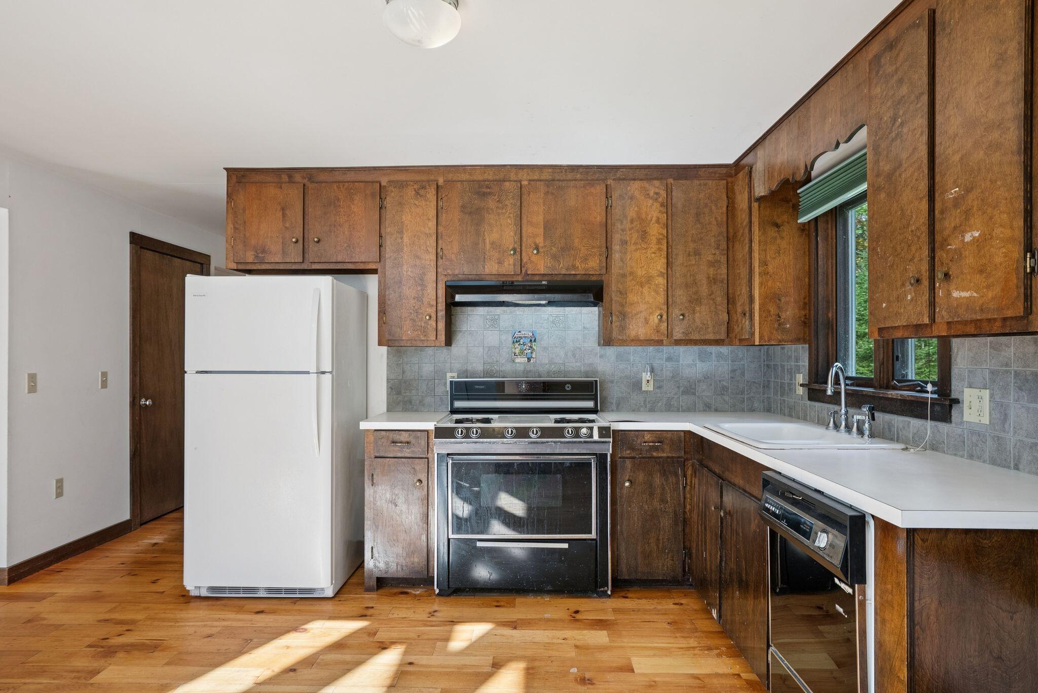 92 Hopkins Road Washington ME 04574