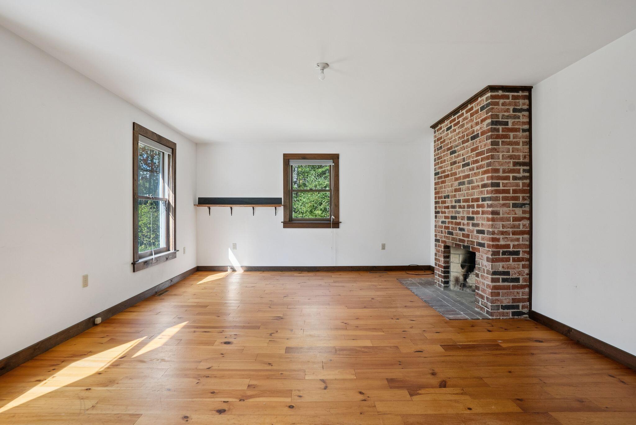 92 Hopkins Road Washington ME 04574